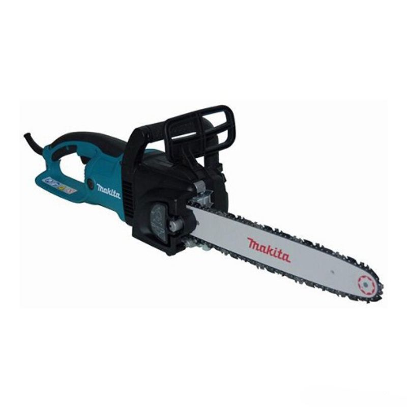Gergaji Mesin atau Chainsaw