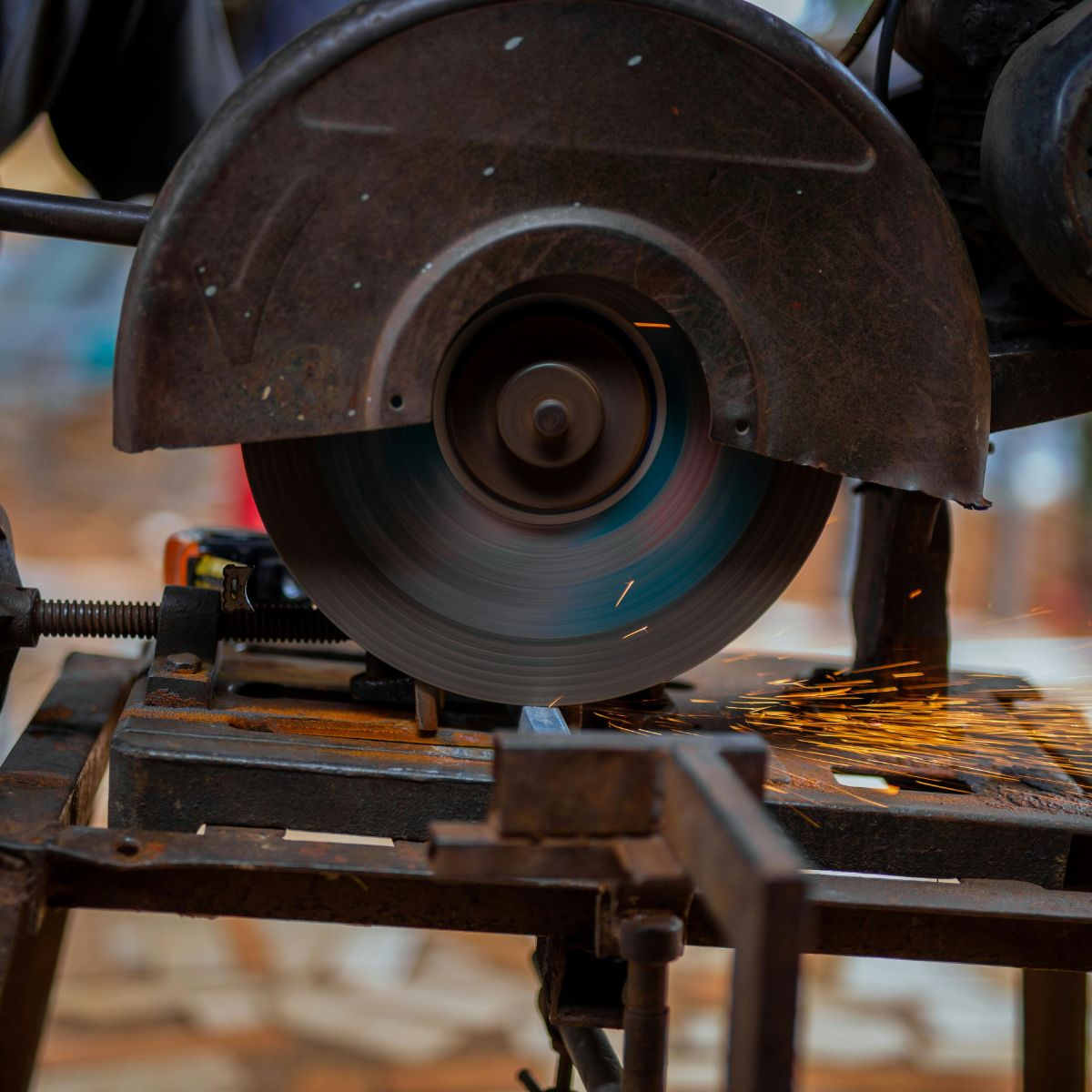 Jenis Circular Saw yang Cocok untuk Aluminium