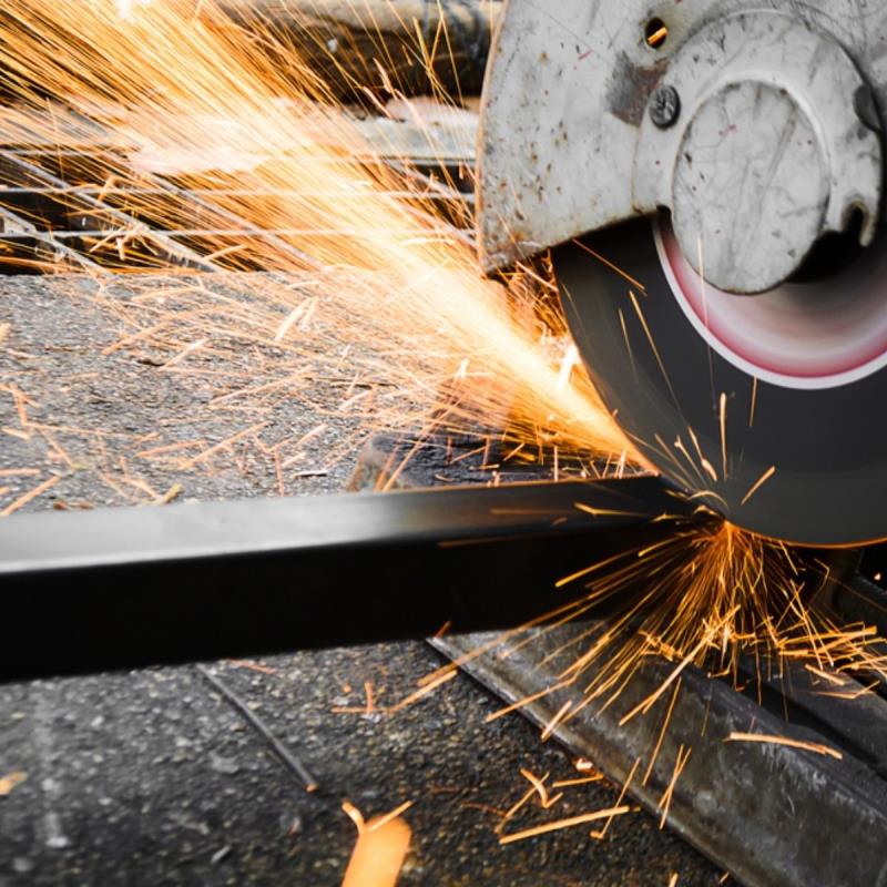 Mengapa Banyak Industri Menggunakan Solusi Metal Cutting yang Terintegrasi?