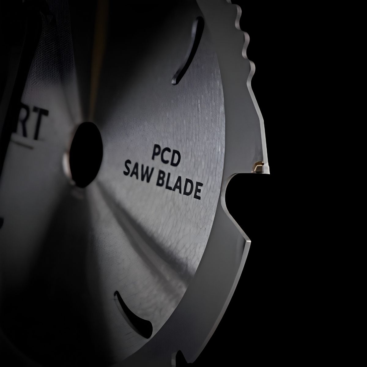Material yang Cocok Dipotong dengan Saw Blade PCD